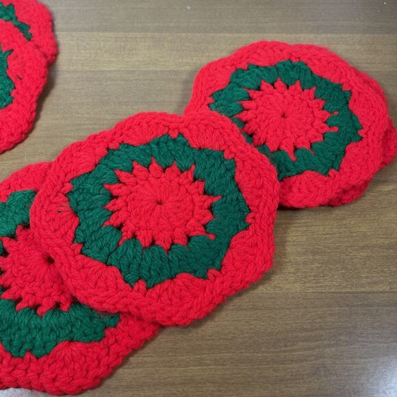 Hand Crocheted Doilies Hand Made Christmas Flowers Red Green Hot Pads Set Of 6 - Picture 5 of 9